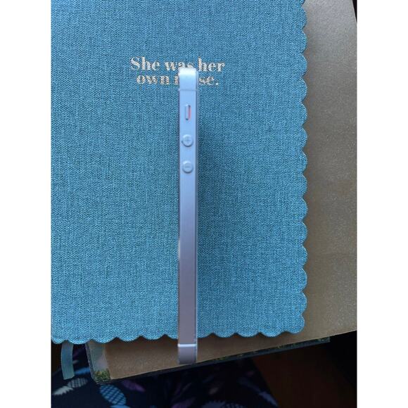 Apple iPhone 5s - 16GB - Silver (Verizon) - GOOD CONDITION - Picture 5 of 9